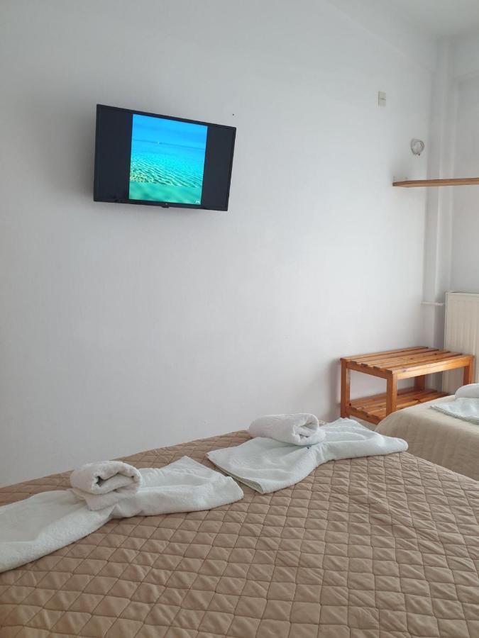 Pansion Alexandros By The Sea Aparthotel Nea Skioni Exteriör bild