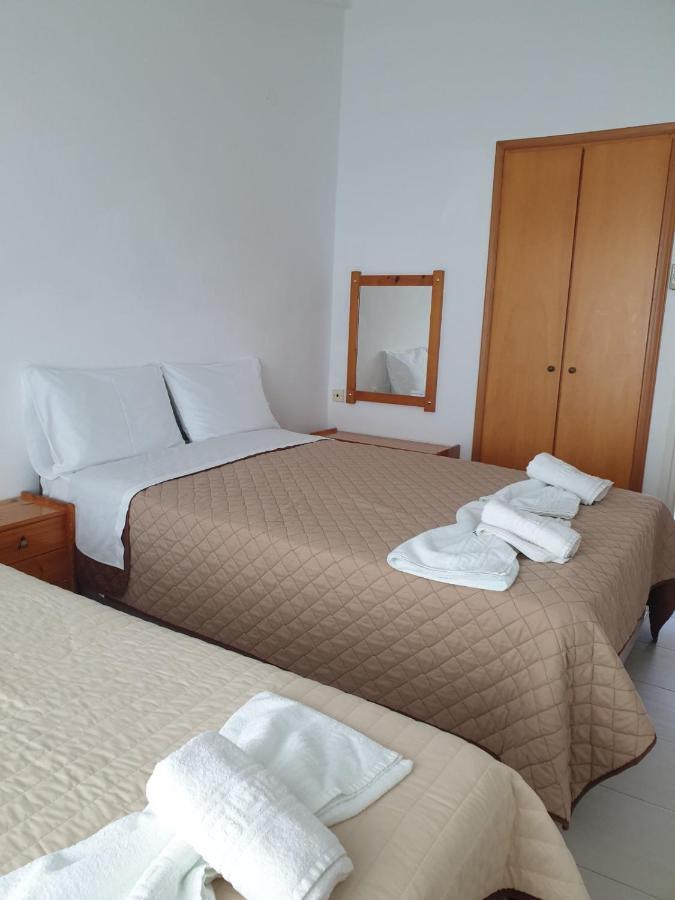 Pansion Alexandros By The Sea Aparthotel Nea Skioni Exteriör bild