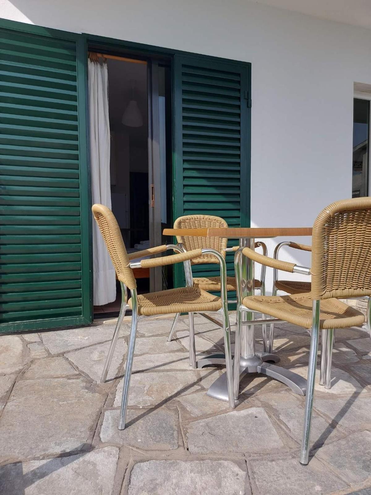 Pansion Alexandros By The Sea Aparthotel Nea Skioni Rum bild